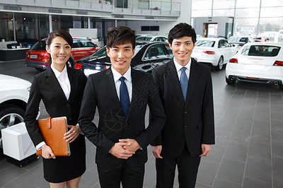 酒店門(mén)童與會(huì)展服務(wù)的專業(yè)融合 打造卓越賓客體驗(yàn)